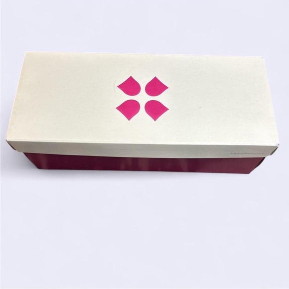 Naturalizer "Joyce" Olive Green Suede Leather Loafers - Picture 2 of 6